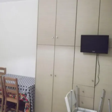 Ξενοδοχείο με διαμερίσματα Papageorgioy *